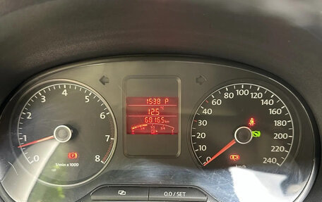Volkswagen Polo VI (EU Market), 2013 год, 900 000 рублей, 2 фотография