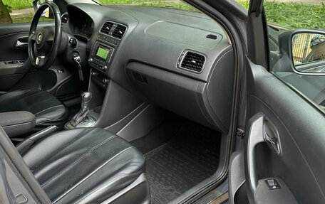 Volkswagen Polo VI (EU Market), 2013 год, 900 000 рублей, 6 фотография