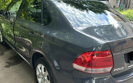 Volkswagen Polo VI (EU Market), 2013 год, 900 000 рублей, 9 фотография