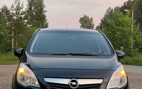 Opel Meriva, 2011 год, 570 000 рублей, 2 фотография