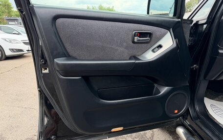 Toyota Harrier, 2002 год, 947 000 рублей, 18 фотография