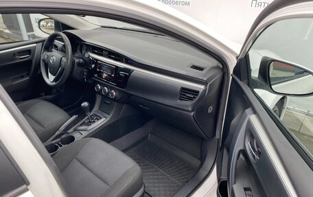 Toyota Corolla, 2013 год, 1 500 000 рублей, 10 фотография