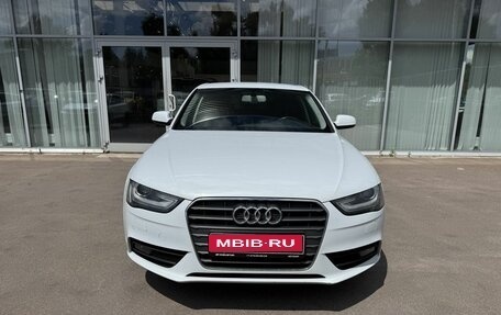 Audi A4, 2012 год, 1 450 000 рублей, 2 фотография