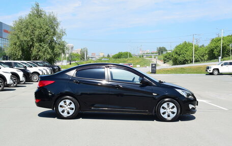 Hyundai Solaris II рестайлинг, 2015 год, 827 000 рублей, 6 фотография