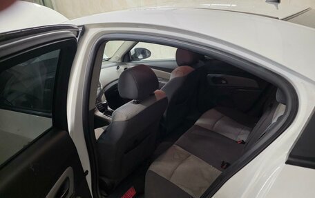 Chevrolet Cruze II, 2010 год, 500 000 рублей, 7 фотография