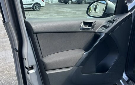 Volkswagen Tiguan I, 2010 год, 950 000 рублей, 3 фотография
