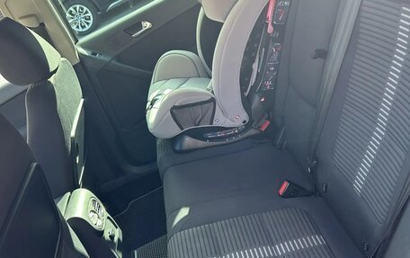 Volkswagen Tiguan I, 2010 год, 950 000 рублей, 13 фотография
