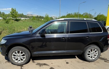Volkswagen Touareg III, 2007 год, 850 000 рублей, 2 фотография