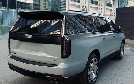 Cadillac Escalade V, 2023 год, 15 000 000 рублей, 4 фотография