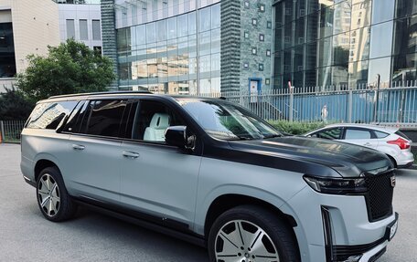 Cadillac Escalade V, 2023 год, 15 000 000 рублей, 3 фотография