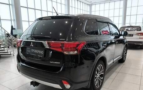 Mitsubishi Outlander III рестайлинг 3, 2016 год, 1 921 000 рублей, 9 фотография