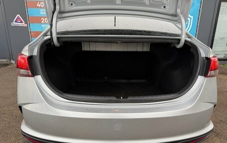 Hyundai Solaris II рестайлинг, 2022 год, 1 590 000 рублей, 14 фотография