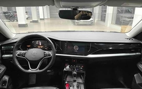 Volkswagen Passat B8 рестайлинг, 2023 год, 1 820 777 рублей, 11 фотография