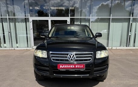 Volkswagen Touareg III, 2004 год, 799 000 рублей, 2 фотография