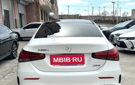 Mercedes-Benz A-Класс, 2023 год, 1 850 000 рублей, 4 фотография