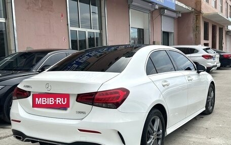 Mercedes-Benz A-Класс, 2023 год, 1 850 000 рублей, 6 фотография