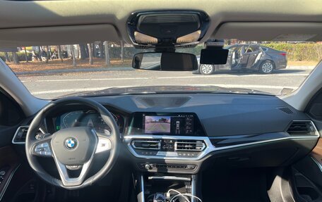 BMW 3 серия, 2022 год, 3 850 000 рублей, 12 фотография