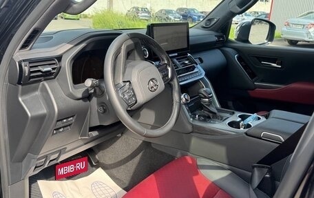 Toyota Land Cruiser, 2025 год, 15 950 000 рублей, 6 фотография