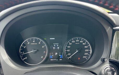 Mitsubishi Outlander III рестайлинг 3, 2021 год, 2 680 000 рублей, 14 фотография