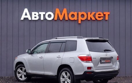 Toyota Highlander III, 2011 год, 1 699 000 рублей, 4 фотография