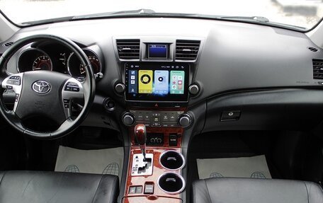 Toyota Highlander III, 2011 год, 1 699 000 рублей, 7 фотография