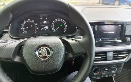 Skoda Rapid II, 2021 год, 1 215 000 рублей, 5 фотография