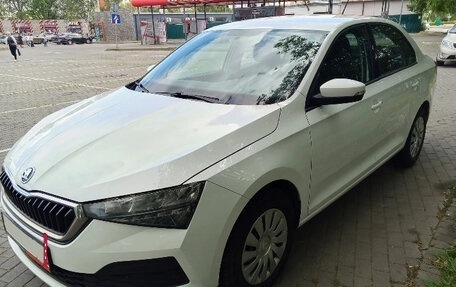 Skoda Rapid II, 2021 год, 1 215 000 рублей, 4 фотография