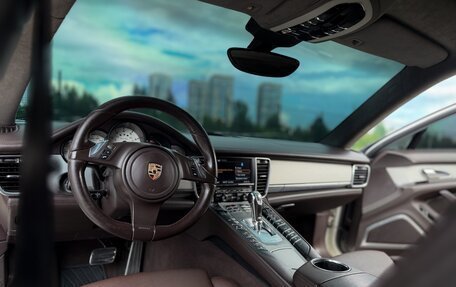 Porsche Panamera II рестайлинг, 2009 год, 2 000 000 рублей, 30 фотография