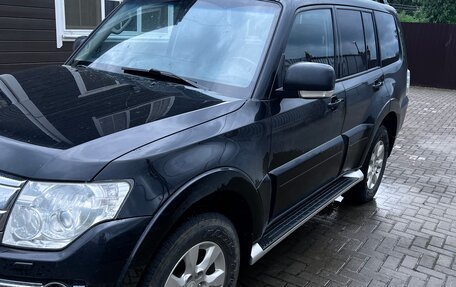 Mitsubishi Pajero IV, 2018 год, 2 460 000 рублей, 5 фотография