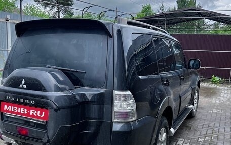 Mitsubishi Pajero IV, 2018 год, 2 460 000 рублей, 4 фотография