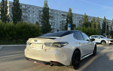Toyota Camry, 2021 год, 3 589 000 рублей, 5 фотография