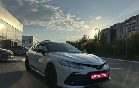 Toyota Camry, 2021 год, 3 589 000 рублей, 3 фотография
