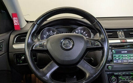 Skoda Superb III рестайлинг, 2014 год, 1 400 000 рублей, 22 фотография