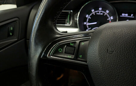 Skoda Superb III рестайлинг, 2014 год, 1 400 000 рублей, 26 фотография