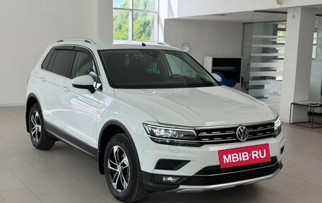 Volkswagen Tiguan II, 2019 год, 2 795 000 рублей, 3 фотография