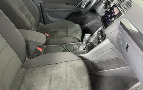 Volkswagen Tiguan II, 2019 год, 2 795 000 рублей, 19 фотография