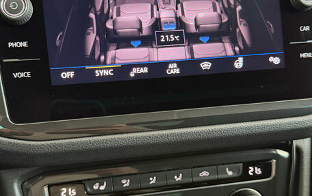 Volkswagen Tiguan II, 2019 год, 2 795 000 рублей, 27 фотография