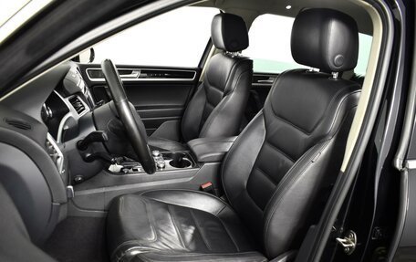 Volkswagen Touareg III, 2015 год, 2 596 100 рублей, 10 фотография