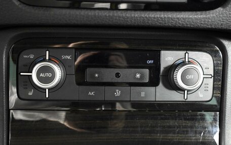 Volkswagen Touareg III, 2015 год, 2 596 100 рублей, 21 фотография