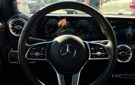 Mercedes-Benz A-Класс, 2022 год, 1 800 000 рублей, 14 фотография
