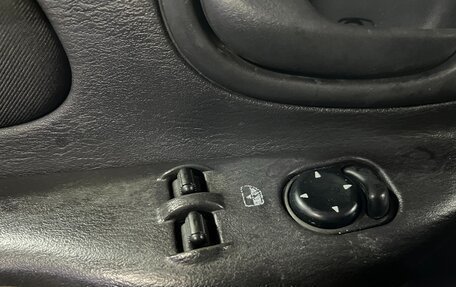 Dodge Neon II, 2004 год, 285 000 рублей, 16 фотография