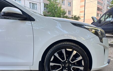KIA Rio IV, 2022 год, 1 880 000 рублей, 2 фотография