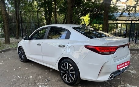 KIA Rio IV, 2022 год, 1 880 000 рублей, 9 фотография