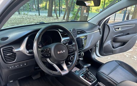 KIA Rio IV, 2022 год, 1 880 000 рублей, 23 фотография