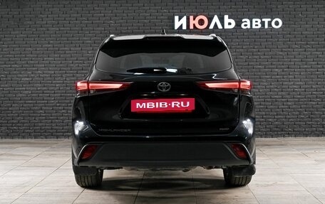 Toyota Highlander, 2021 год, 4 790 000 рублей, 5 фотография