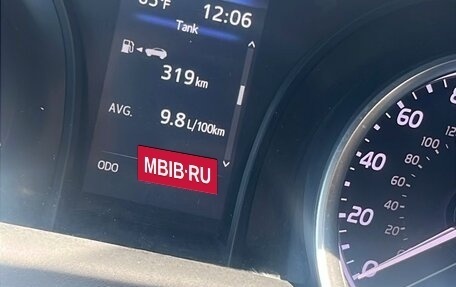 Toyota Camry, 2021 год, 2 250 000 рублей, 10 фотография