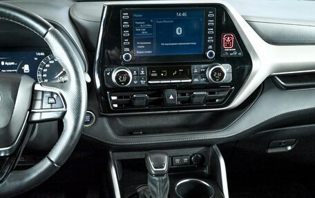 Toyota Highlander, 2021 год, 4 790 000 рублей, 12 фотография
