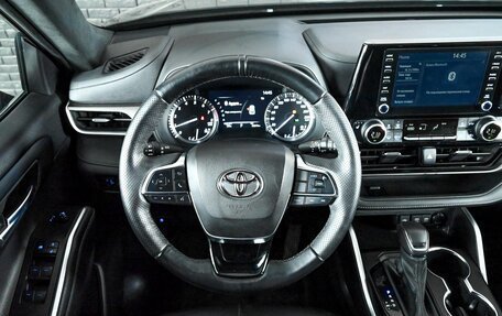 Toyota Highlander, 2021 год, 4 790 000 рублей, 11 фотография