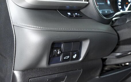 Toyota Highlander, 2021 год, 4 790 000 рублей, 15 фотография