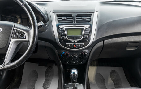 Hyundai Solaris II рестайлинг, 2011 год, 699 000 рублей, 18 фотография